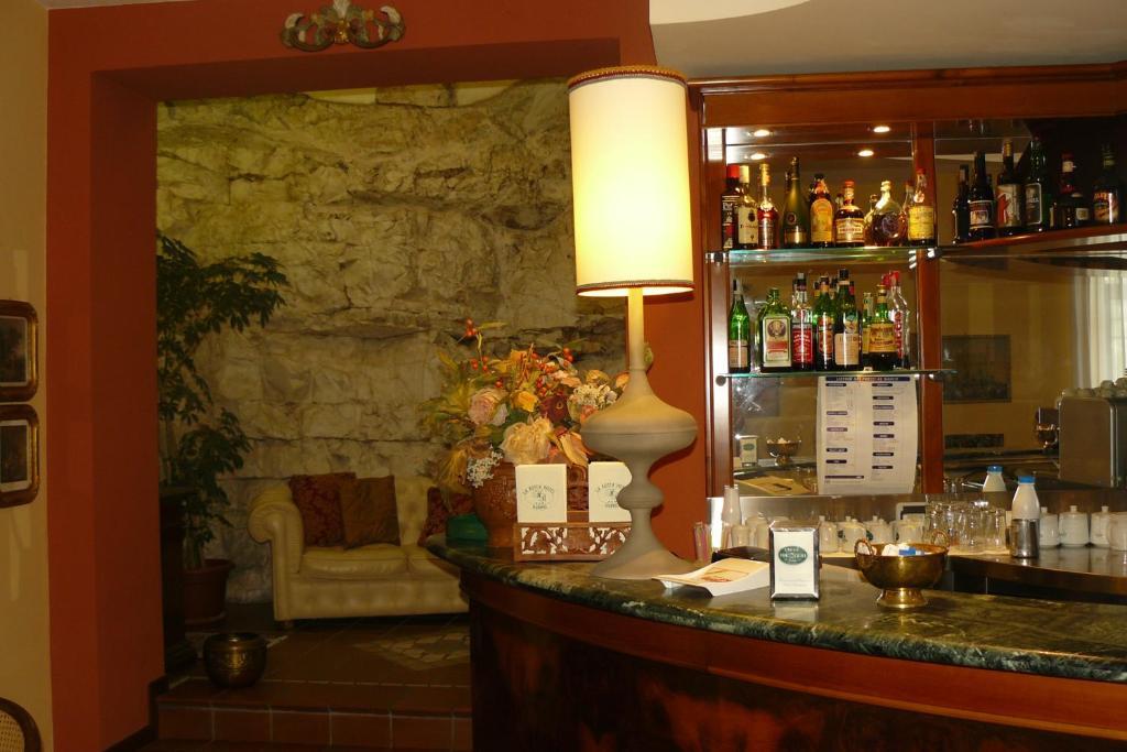 Hotel La Rocca Gubbio Exterior photo